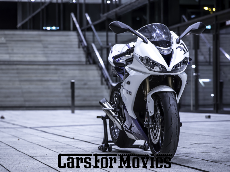 Triumph Daytona 675 2014 England Weiß Blau Zwei- und Dreirad Motorrad DE - Berlin 7929 